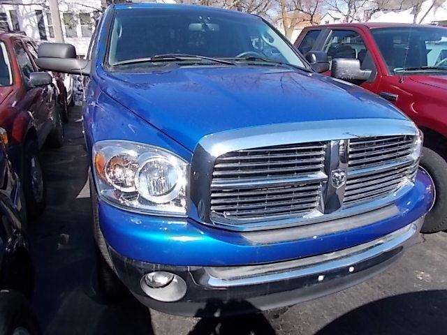 2007 Dodge Ram Pickup 1500 Laramie 4dr Quad Cab SB